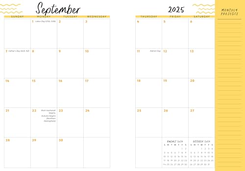 2025 Amy Knapp's The Very Busy Planner: 17-Month Weekly Organizer for Women (Includes Stickers, Student Planner, Family Planner, Thru December 2025) (Amy Knapp's Plan Your Life Calendars)