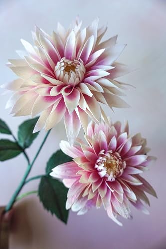 Crafting Paper Flowers: A Visual Guide to Breathtaking Botanicals