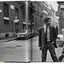 Warhol on Basquiat: The Iconic Relationship Told in Andy Warhol?s Words and Pictures (Multilingual Edition)