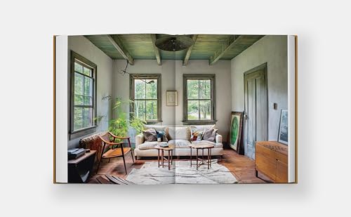 Upstate: Living Spaces with Space to Live