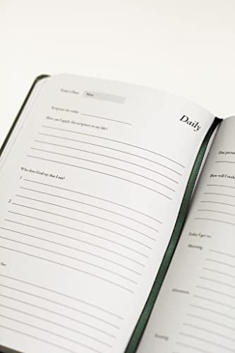 The Best Season Planner: A 3-Month Guide for Christians Dedicated to Living Out Their Best Season Yet