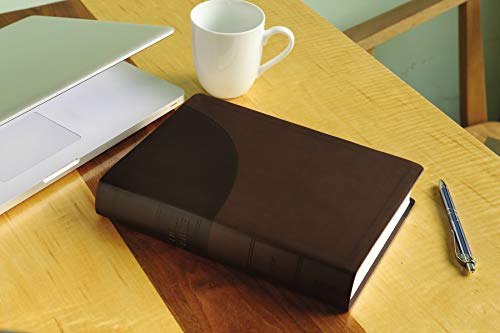 NIV, Super Giant Print Reference Bible (Font Size: 16.5-point), Leathersoft, Brown, Red Letter, Comfort Print