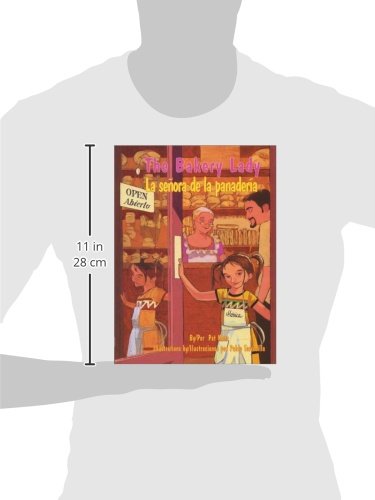 The Bakery Lady/La Senora de La Panaderia (Pinata Bilingual Picture Books) (English and Spanish Edition)