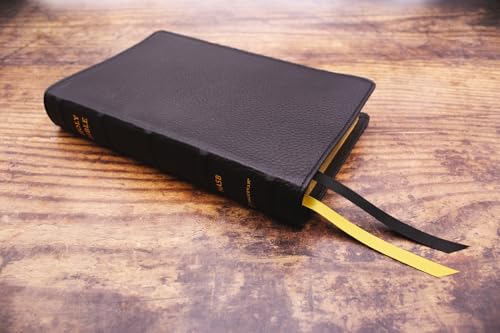 NASB, Personal Size Bible, Large Print, Genuine Leather, Calfskin, Black, Red Letter, 1995 Text, Comfort Print