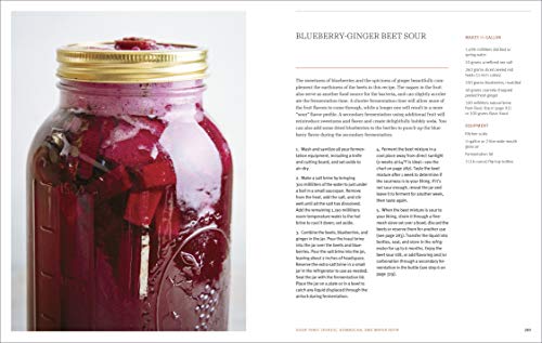 The Farmhouse Culture Guide to Fermenting: Crafting Live-Cultured Foods and Drinks with 100 Recipes from Kimchi to Kombucha[A Cookbook]