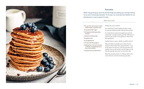 The Oat Milk Cookbook: More than 100 Delicious, Dairy-free Vegan Recipes (Plant-Based Kitchen, 1)