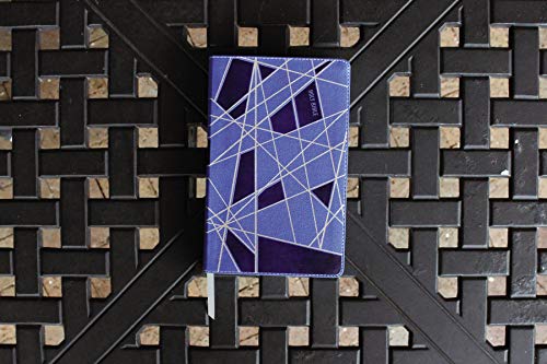 NIV, Premium Gift Bible, Youth Edition, Leathersoft, Blue, Red Letter, Comfort Print: The Perfect Bible for Any Gift-Giving Occasion