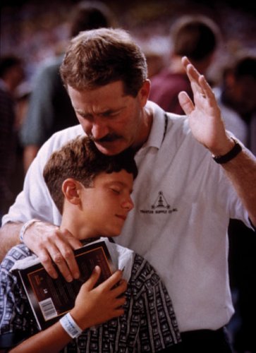 Talking to God: Portrait of a World at Prayer
