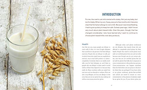 The Oat Milk Cookbook: More than 100 Delicious, Dairy-free Vegan Recipes (Plant-Based Kitchen, 1)