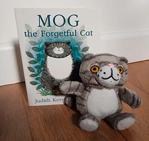 Mog the Forgetful Cat Book and Toy Gift Set: Everybodys favourite cat - as seen on TV in the beloved Channel 4 Christmas animation!