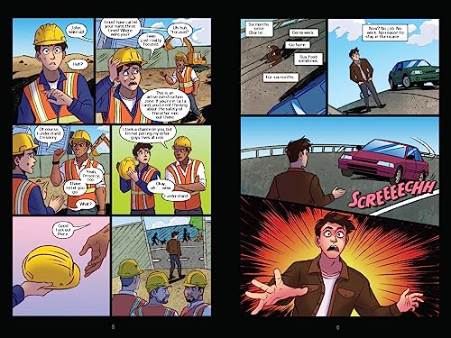The Fourth Closet: Five Nights at Freddys (Five Nights at Freddys Graphic Novel #3) (3)