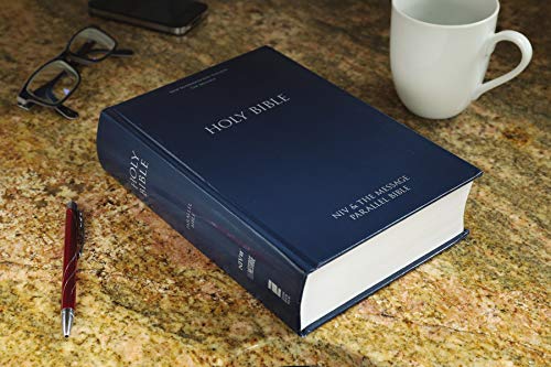 NIV, The Message, Parallel Bible, Large Print, Hardcover: Two Bible Versions Together for Study and Comparison