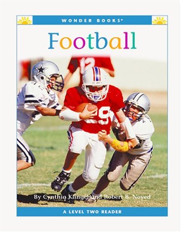 Football (Wonder Books Level 2-Sports)