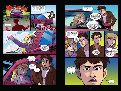 The Fourth Closet: Five Nights at Freddys (Five Nights at Freddys Graphic Novel #3) (3)