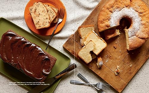 American Cake: From Colonial Gingerbread to Classic Layer, the Stories and Recipes Behind More Than 125 of Our Best-Loved Cakes: A Baking Book