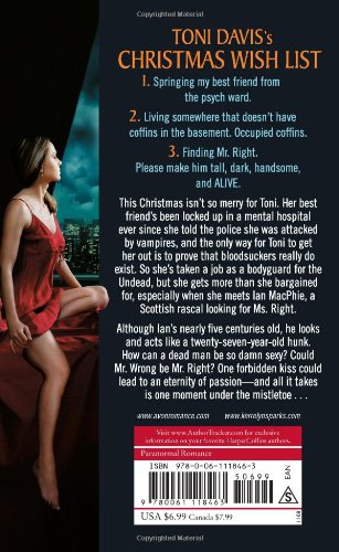 All I Want for Christmas Is a Vampire (Love at Stake, Book 5)