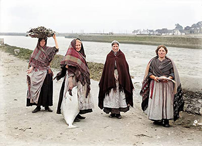 Old Ireland in Colour by Sarah-Anne Buckley