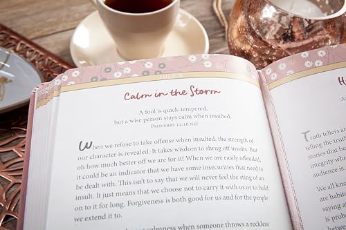 Daily Wisdom for Women: A 365-Day Devotional