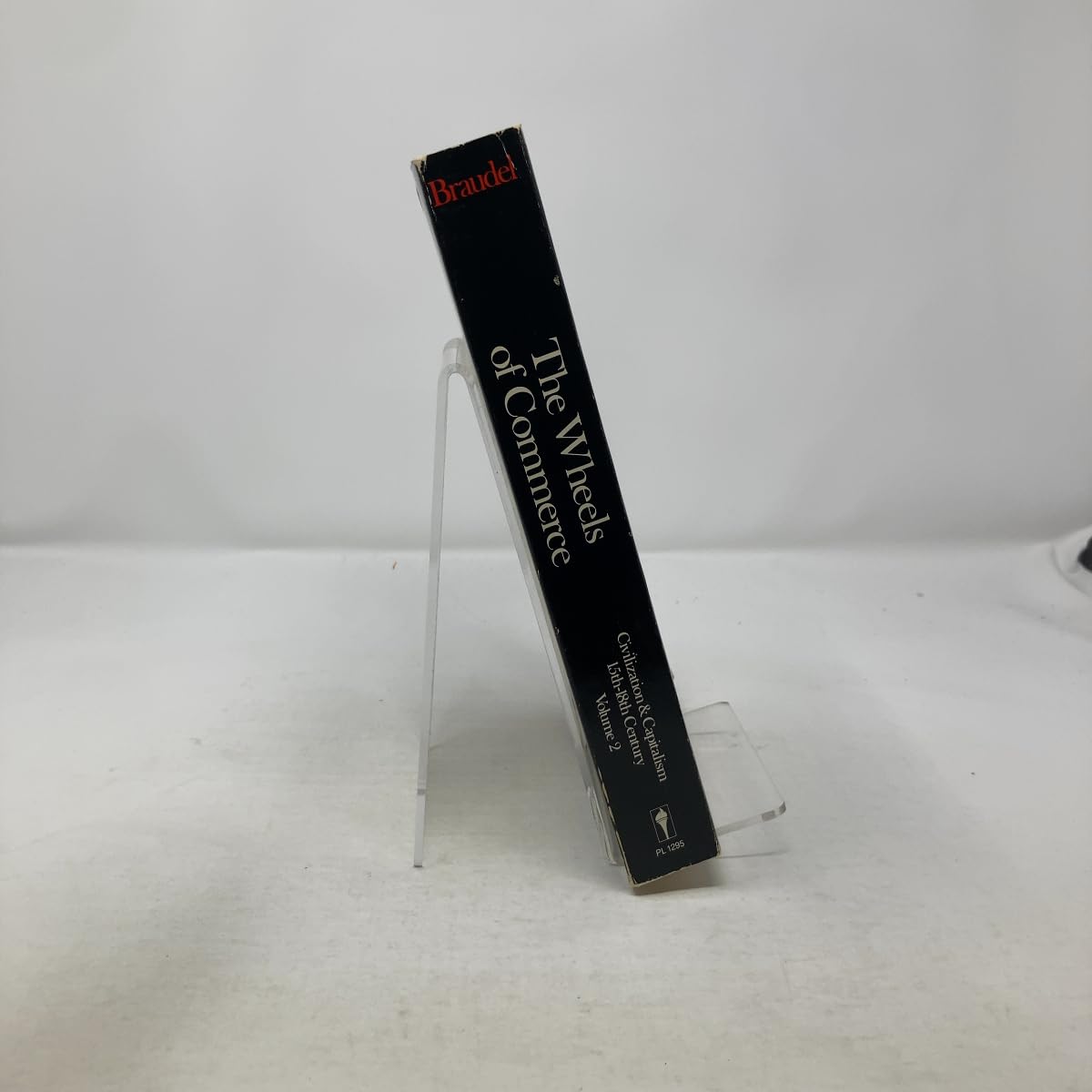 The Structures of Everyday Life: Civilization and Capitalism, 15th-18th Century, Vol. 1