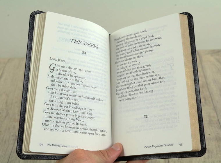 The Valley of Vision: A Collection of Puritan Prayers & Devotions