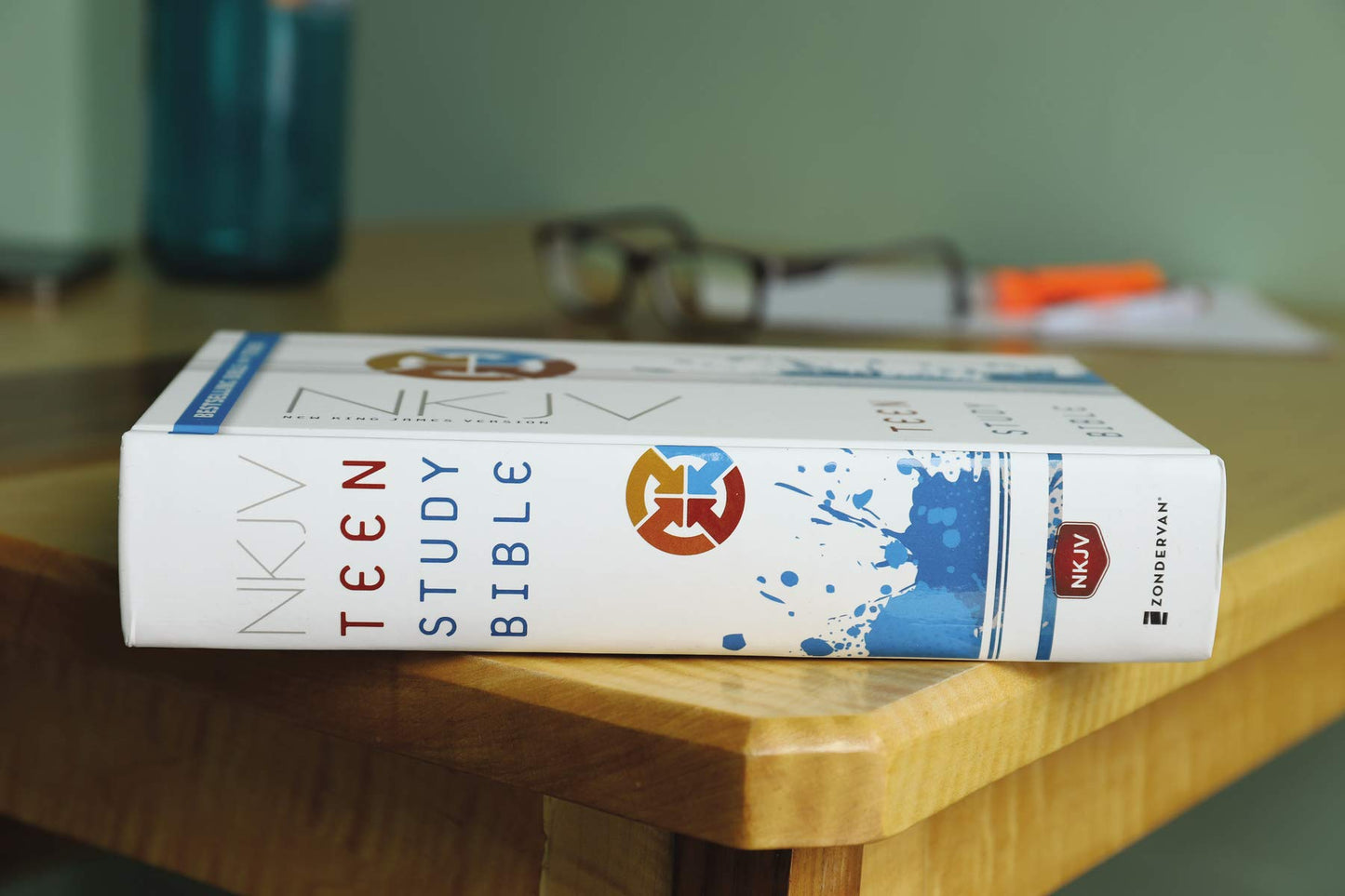 NKJV Teen Study Bible Hardcover by Zondervan (New)
