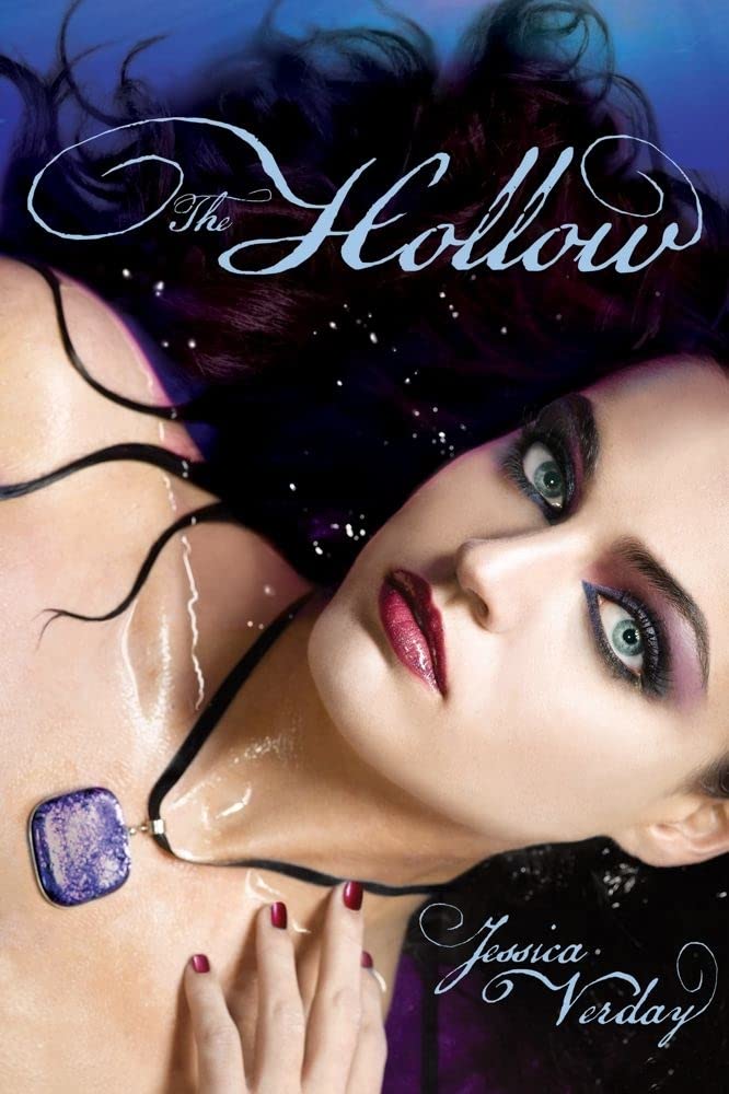 The Hollow (Hollow Trilogy (Hardcover))
