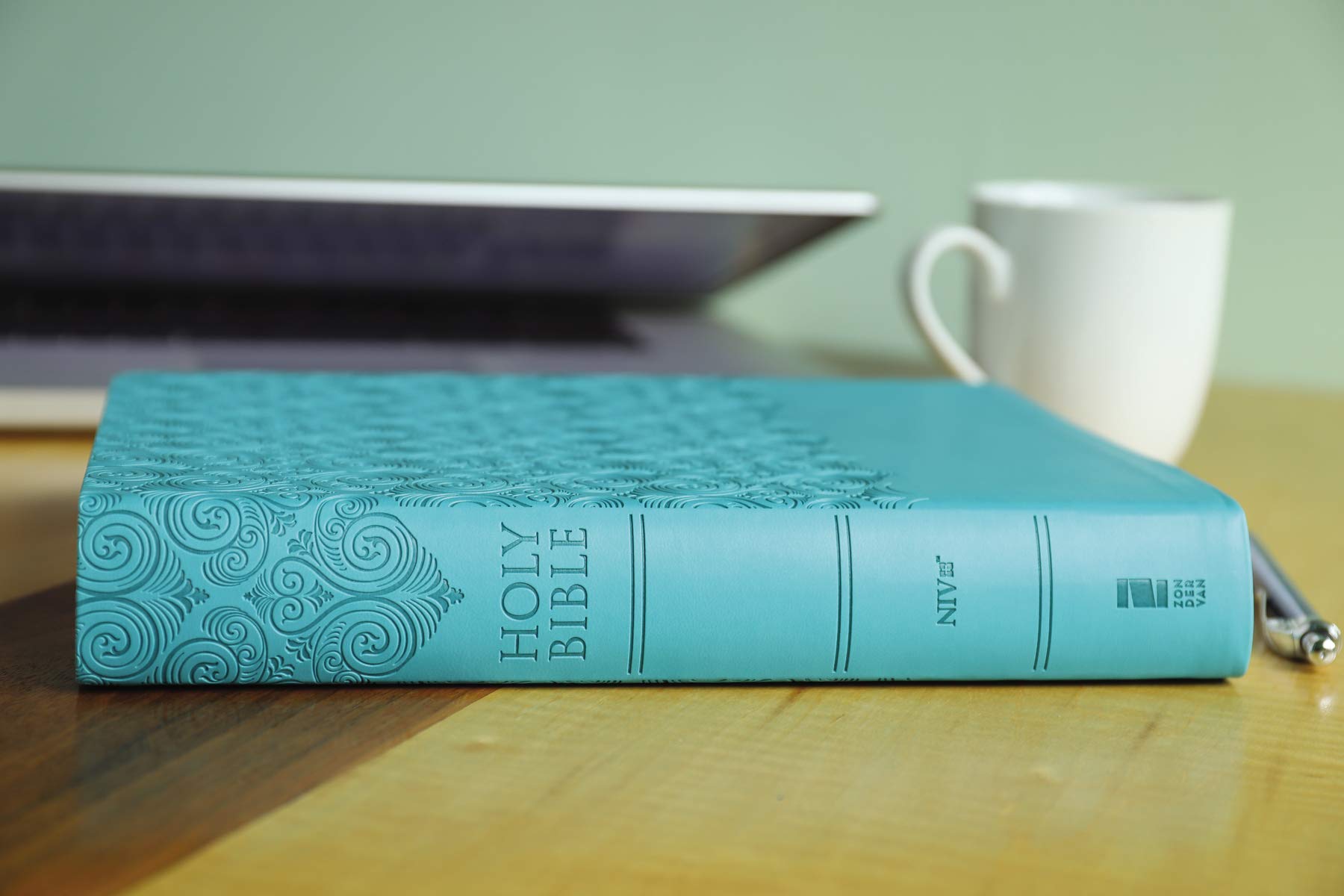 NIV, Super Giant Print Reference Bible (Font Size: 16.5-point), Leathersoft, Teal, Red Letter, Comfort Print