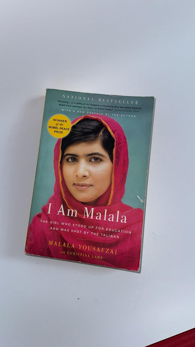 I Am Malala: The Girl Who Stood Up for Education and Was Shot by the Taliban