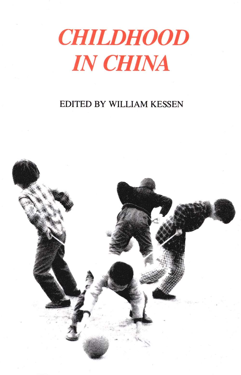 Childhood in China (Yale FastBack)