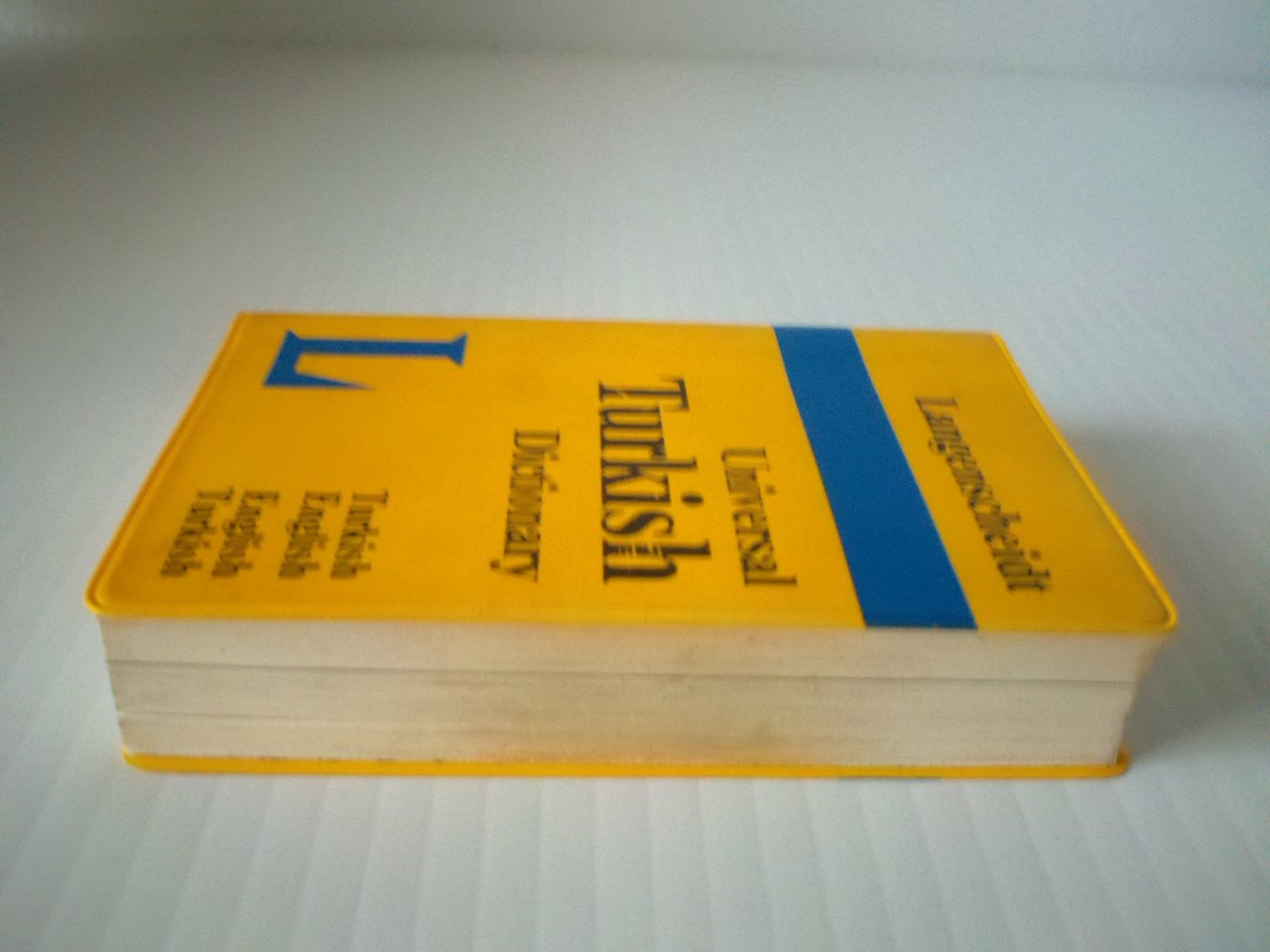 Langenscheidt's Universal Turkish Dictionary: Turkish-English/English-Turkish (English and Turkish Edition)