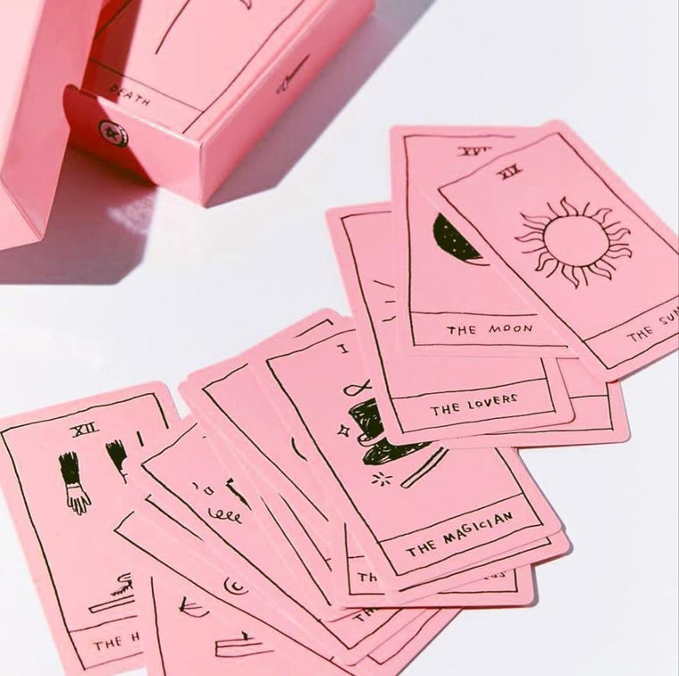 OK Tarot: The Simple Deck for Everyone — back cover