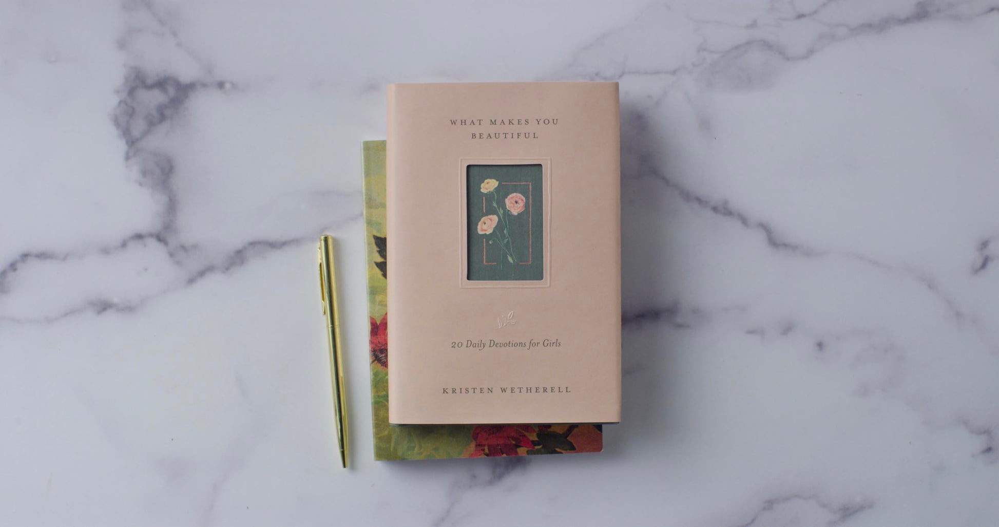 What Makes You Beautiful: 20 Daily Devotions for Girls