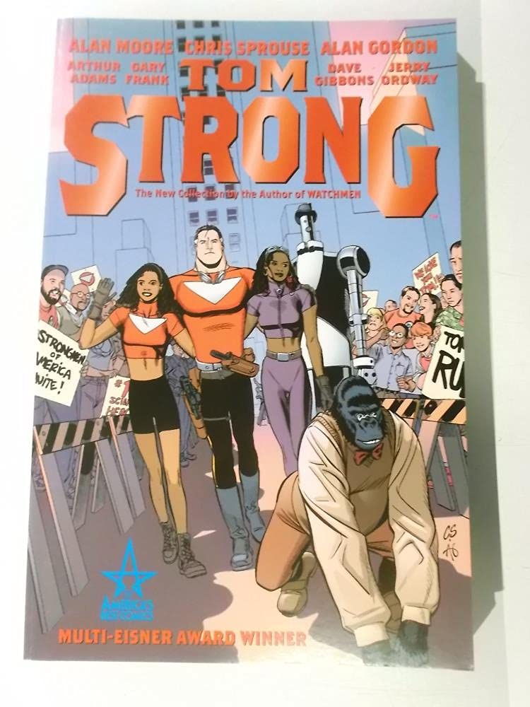 Tom Strong - Book 01