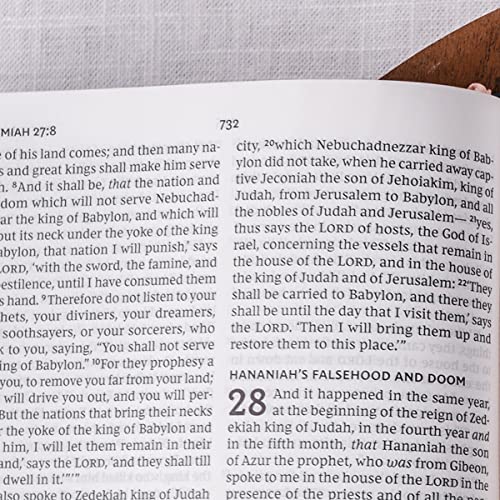 NKJV, Value Thinline Bible, Large Print, Leathersoft, Charco