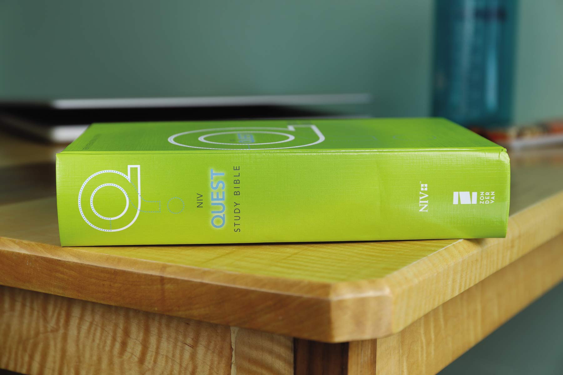 NIV, Quest Study Bible for Teens, Hardcover: The Question and Answer Bible
