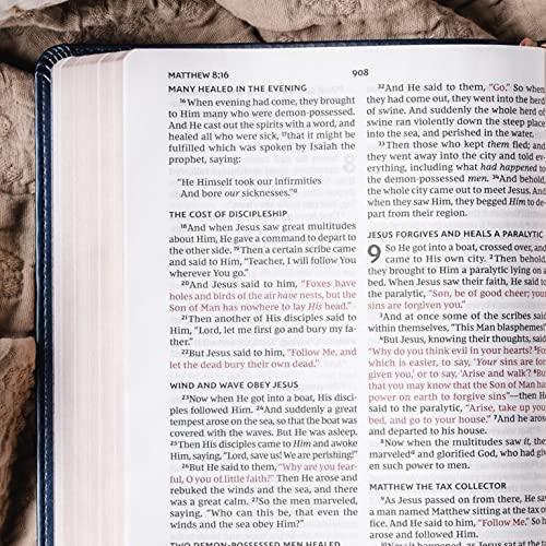 NKJV, Value Thinline Bible, Large Print, Leathersoft, Charco