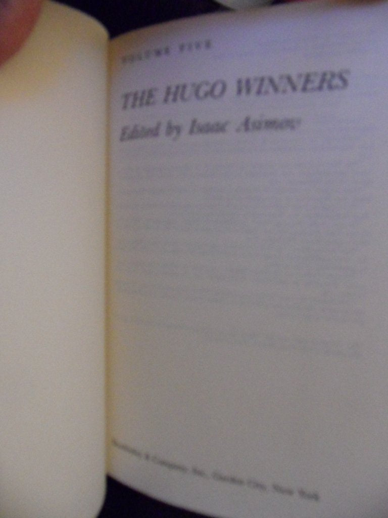 The Hugo Winners, Volume 5: Nine Prizewinning Science Fiction Stories (1980 - 1982)