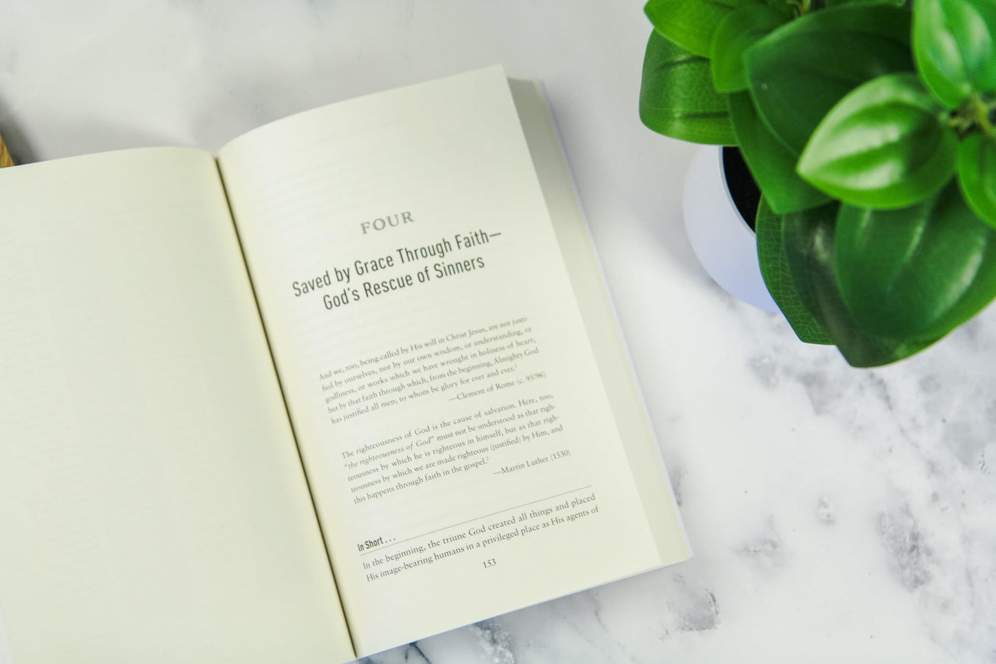 Essentials of Christian Theology: Foundations of the Christian Faith (Theology made simple)