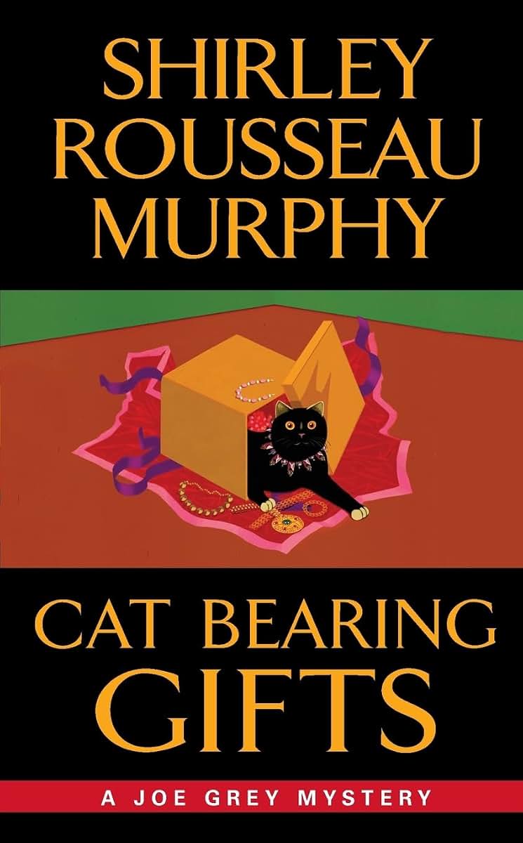 Cat Bearing Gifts (Joe Grey Mystery Series, 18)