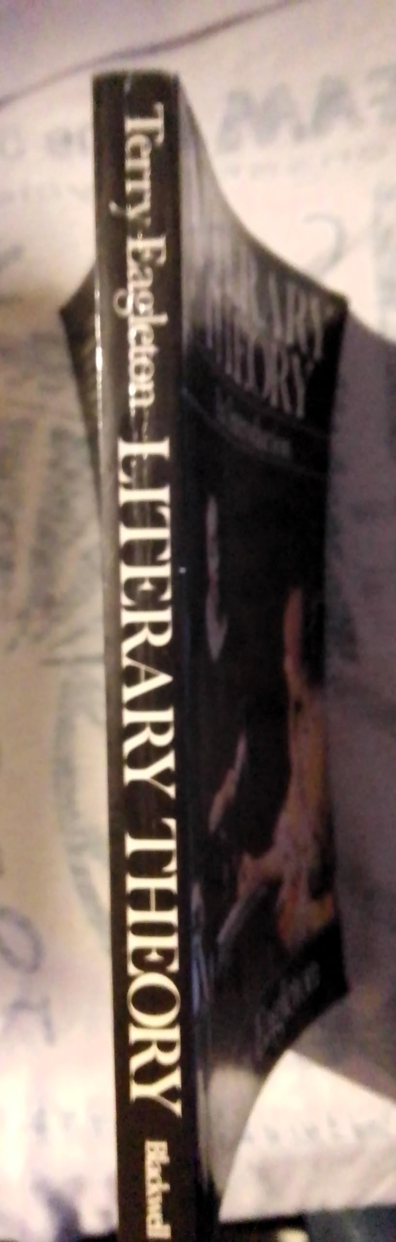 Literary Theory: An Introduction