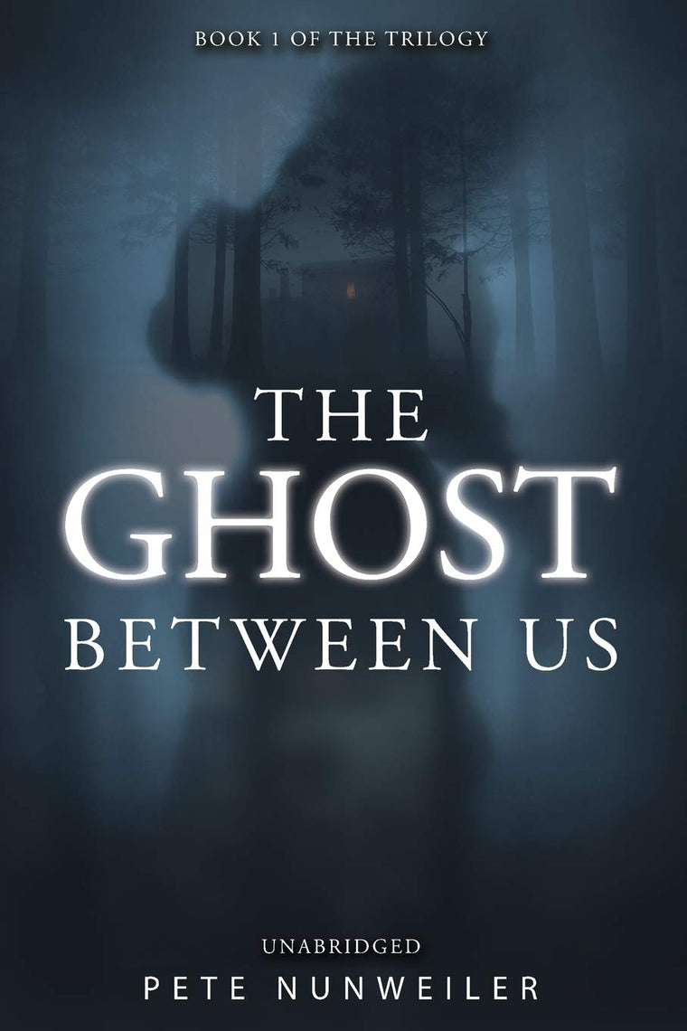 The Ghost Between Us: Unabridged