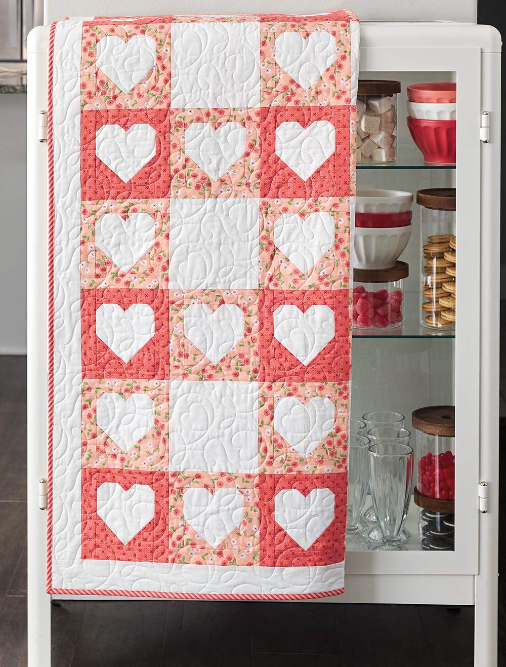 Checks Mix Quilts: Get the Gingham Look You Love with 8 Easy-to-Piece Patterns