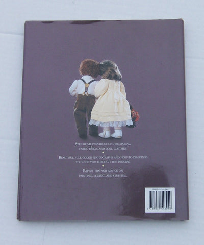 Classic Cloth Dolls: Beautiful Fabric Dolls and Clothes from the Vogue Patterns Collection