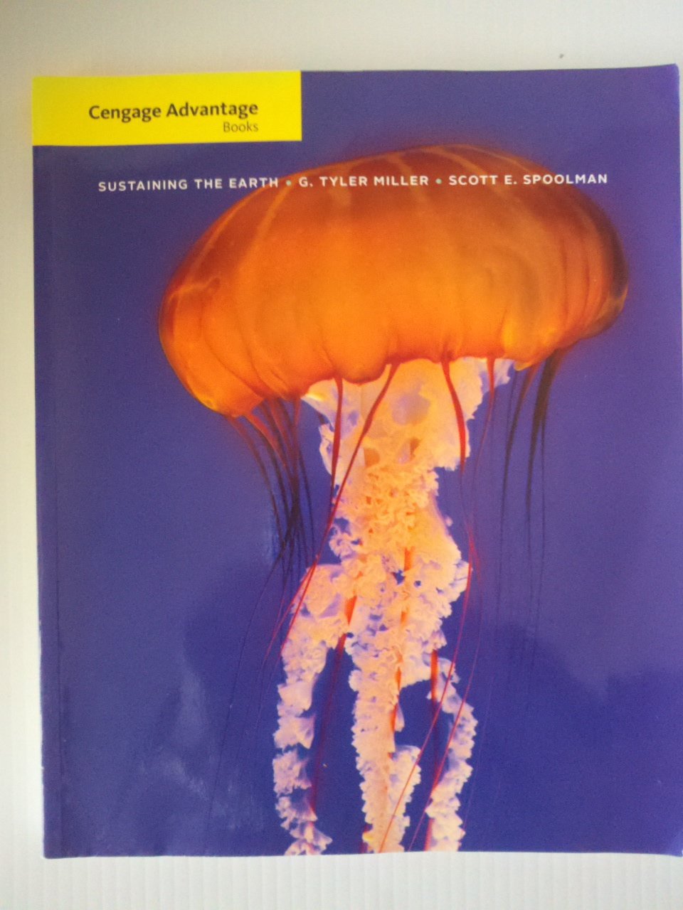 Cengage Advantage Books: Sustaining the Earth
