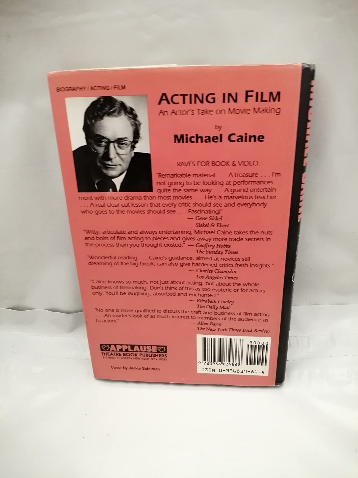 Acting in Film: An Actor's Take on Movie Making (Applause Ac