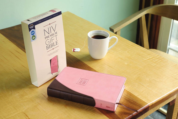 NIV, Premium Gift Bible, Leathersoft, Pink/Brown, Red Letter, Comfort Print: The Perfect Bible for Any Gift-Giving Occasion — back cover
