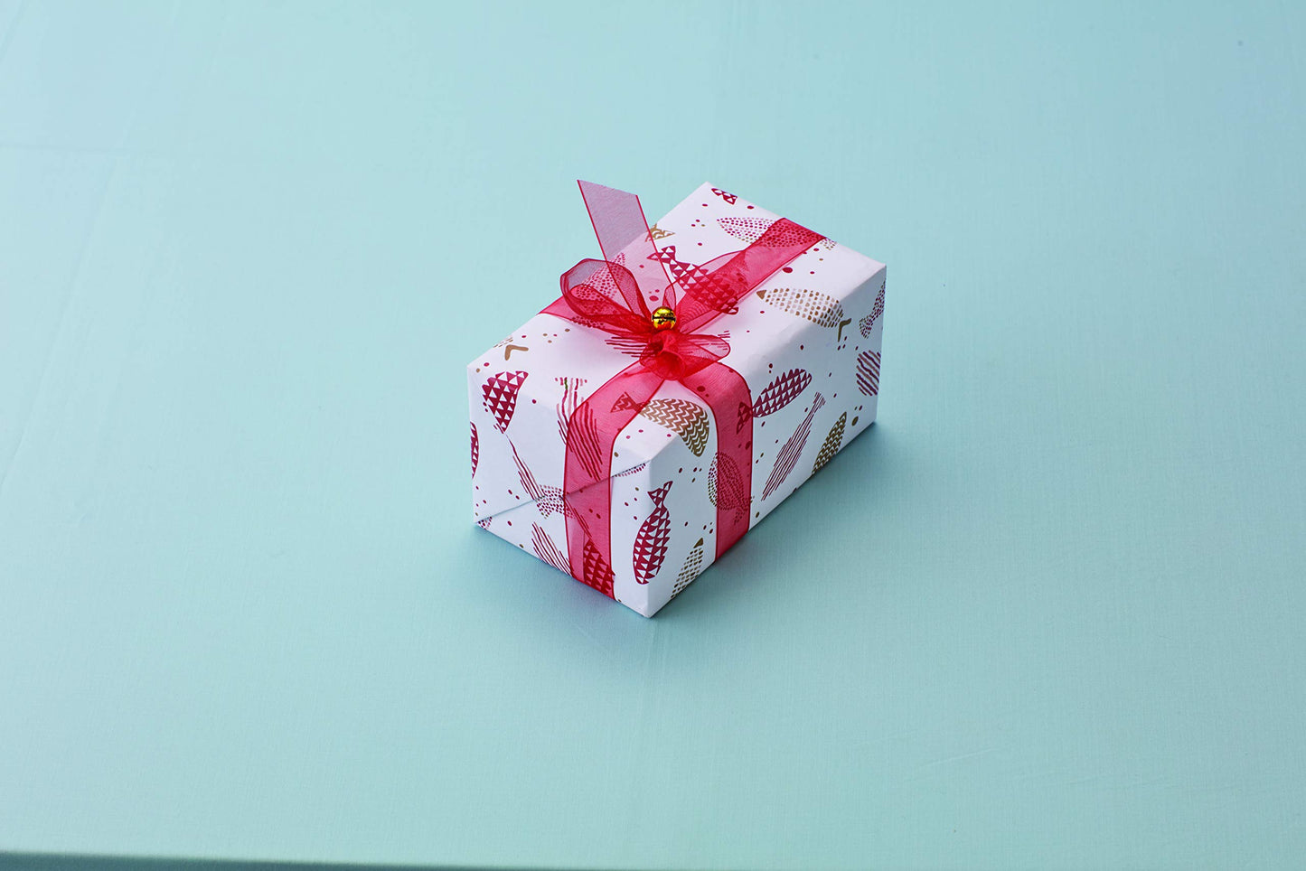 Red & Gold Gift Wrapping Papers - 12 Sheets: 18 x 24 inch (45 x 61 cm) Wrapping Paper