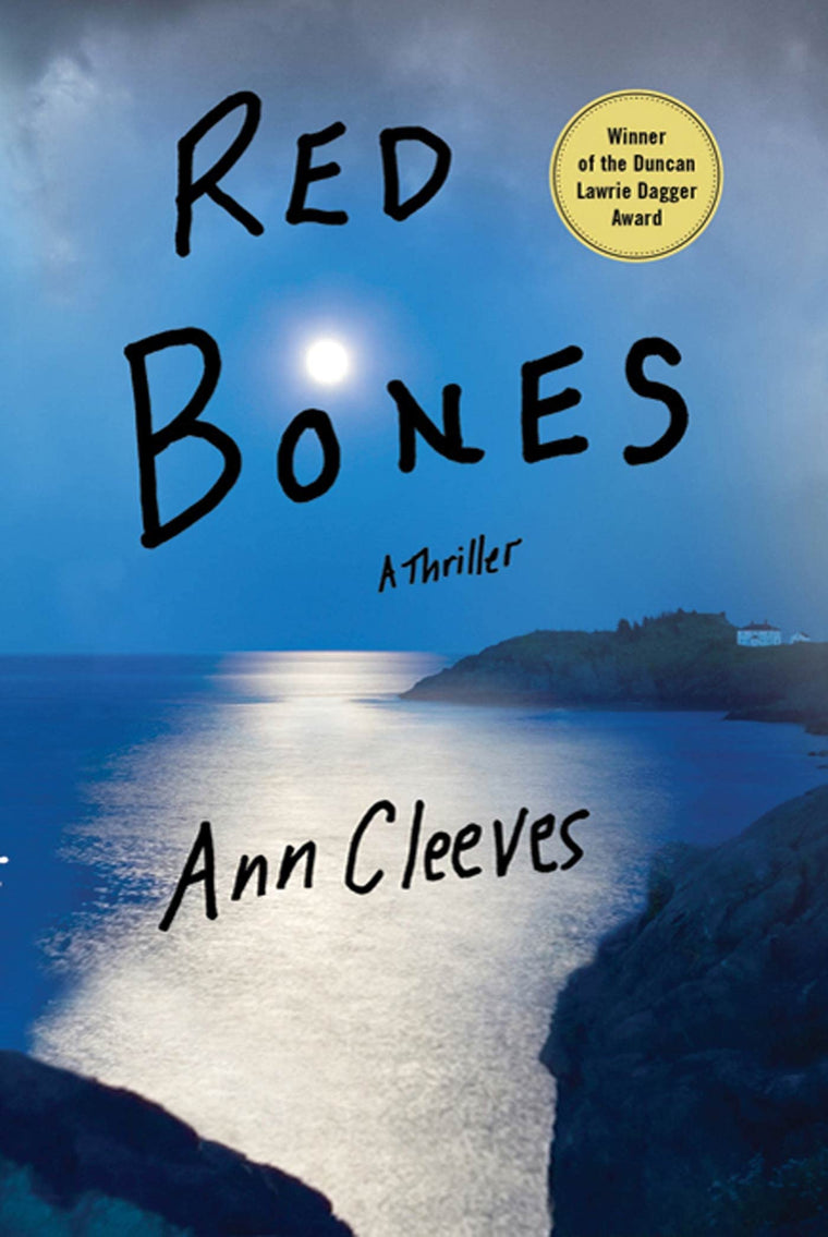 Red Bones: A Thriller (Shetland Island Mysteries, 3)