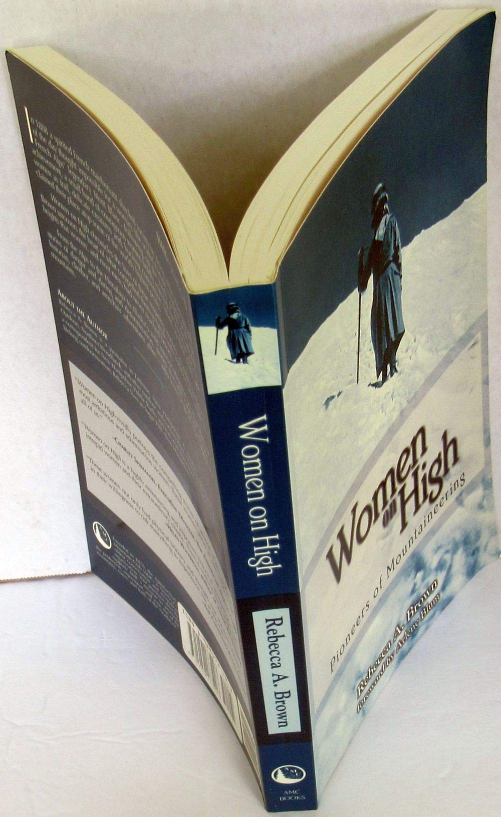Women on High: Pioneers of Mountaineering by Brown, Rebecca