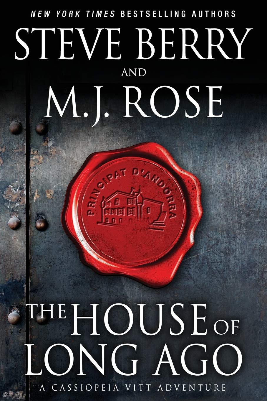 The House of Long Ago: A Cassiopeia Vitt Adventure (Cassiopeia Vitt Adventure Series)